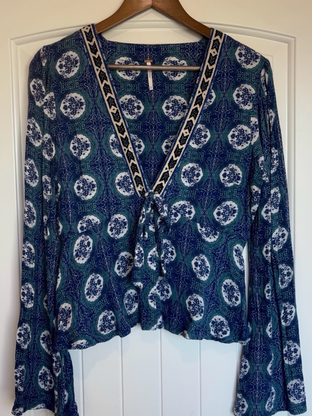 Free People Blue Teal Boho Tie Front Bell Sleeve Top Large